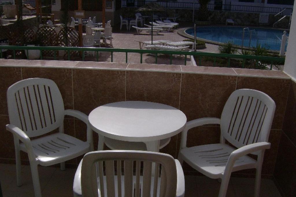 Apartamentos Alondras Park Costa del Silencio Eksteriør billede